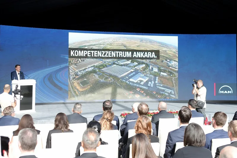 Alman Bakan Robert Habeck MAN’ın Ankara’daki Test ve Ürün Geliştirme Merkezi’ni ziyaret etti