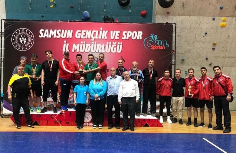 Masa tenisinde şampiyon Samsun İl Milli Eğitim Müdürlüğü.