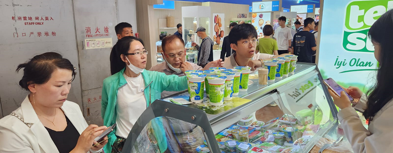 Çin’e UHT süt ihracat yetki belgesine sahip tek şirket Teksüt Çin seddini süt ile aşıyor 