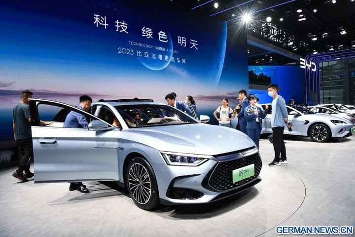 Çin: Elektrikli otomobil üreticisi BYD