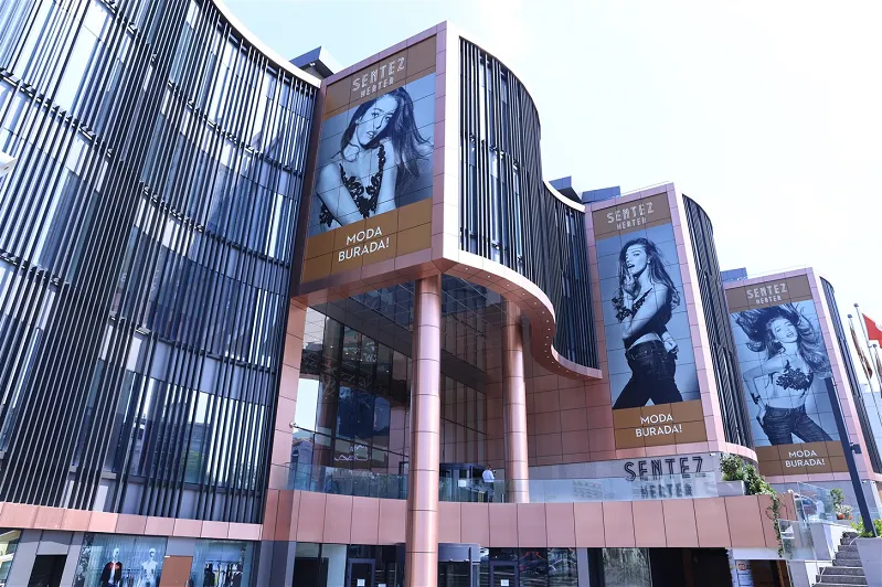 İmza alışveriş merkezi ‘Sentez Merter’ tekstil yatırımcılarına tanıtıldı