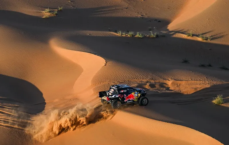 Dakar Rallisi’nin 6. Etabında Otomobil Kategorisinde Red Bull Sporcuları Rüzgâr Estirdi