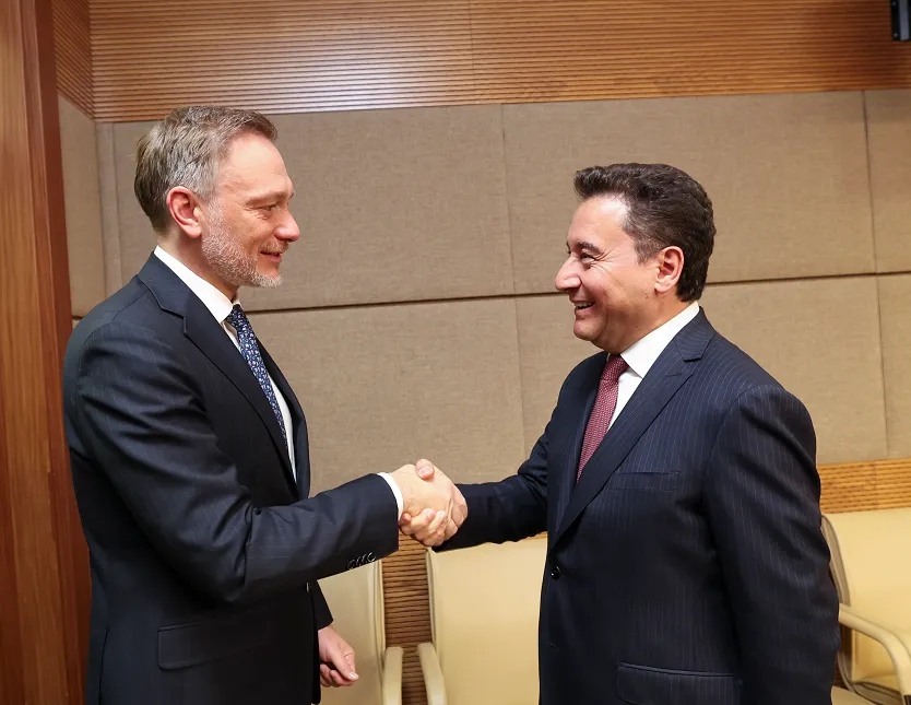 Almanya Federal Maliye Bakanı Lindner’den DEVA Partisi Genel Başkanı Ali Babacan’a ziyaret