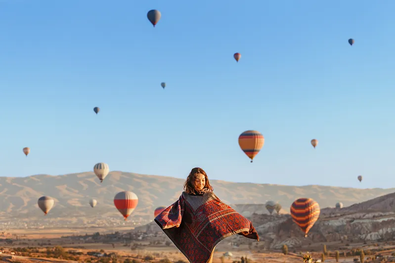 Yabancı Turistler Şehirler Arası Yolculuklarda Otobüse Yönelmeye Başladı