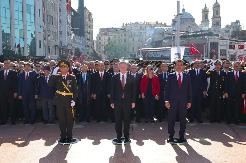 ÖNCE ANMA, SONRA İSTİKLAL TURU