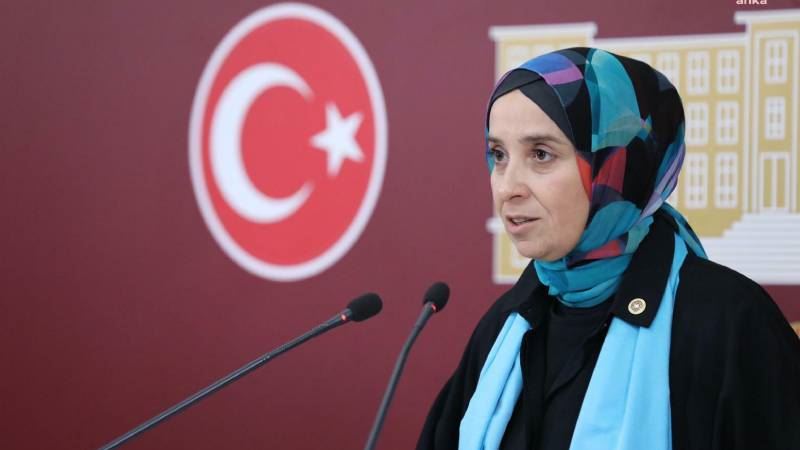 DEVA PARTİLİ ESEN, DEPREMİN ALTINCI AYINDA HATAY’DA:“Sorunların başında barınma geliyor”