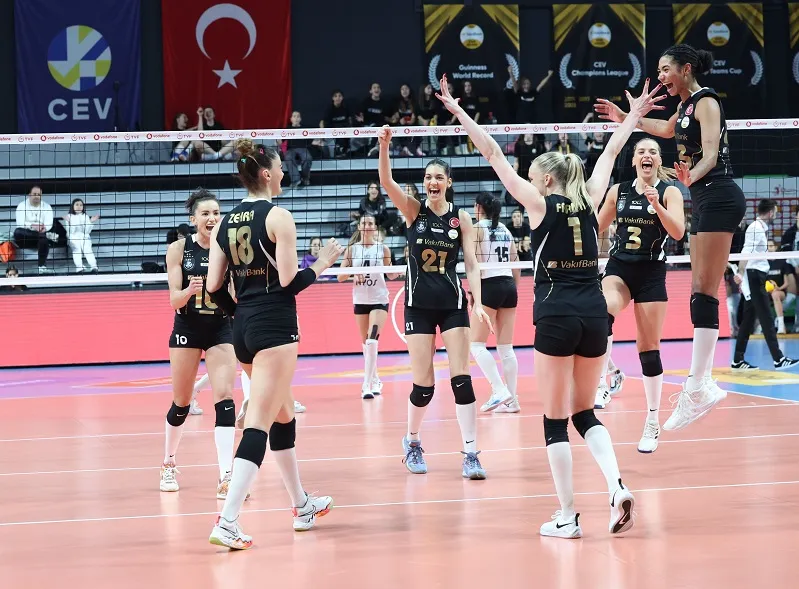 VakıfBank, Beşiktaş Ayos’u 3-1 ile geçti