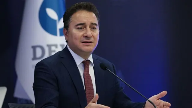 Ali Babacan, İstanbul’da halkla buluştu:“Yeni bir yol açtık”