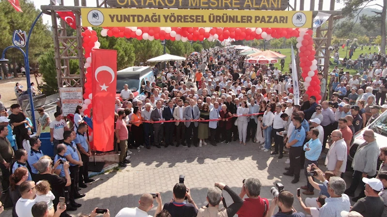 YUNTDAĞI YÖRESEL ÜRÜNLER PAZARI AÇILDI