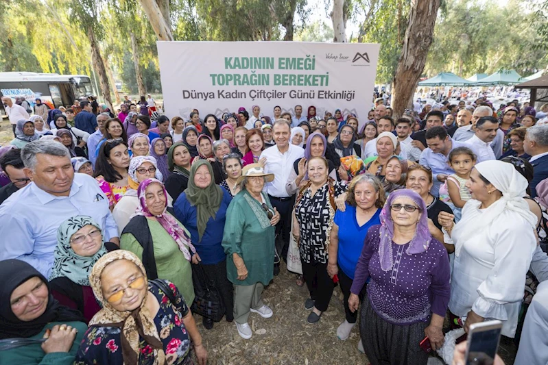 Başkan Seçer, Binlerce Üretici Kadınla Buluştu