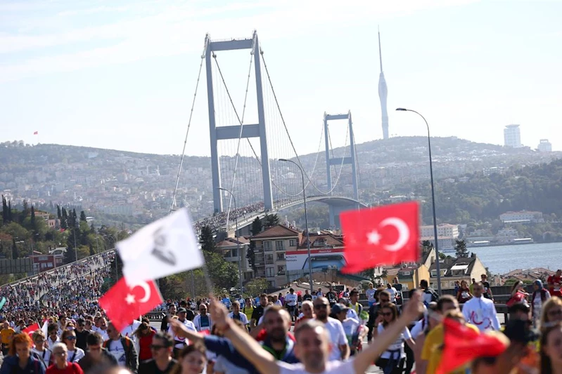 46. İSTANBUL MARATONU İLKLERE KOŞUYOR