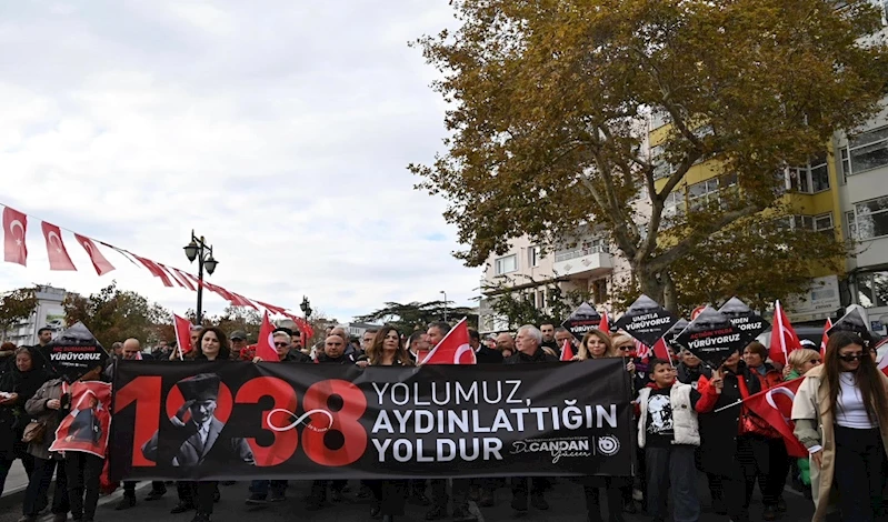 TEKİRDAĞ ATATÜRK İÇİN YÜRÜDÜ