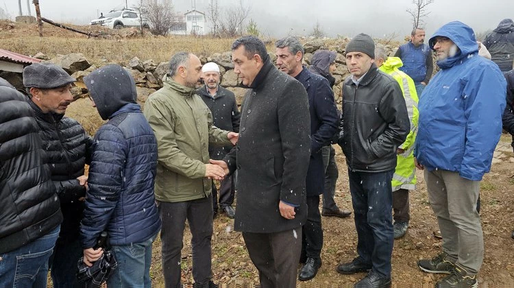 BAŞKANIMIZ, İLİMİZ AKSU KÖYÜ SAKİNLERİNDEN BERAT HÜSEYİN KAYA’YI EBEDİYETE UĞURLADI