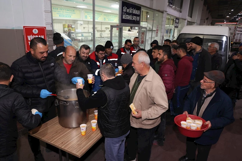 Pazar Esnafına Sıcak Sabah Çorbası