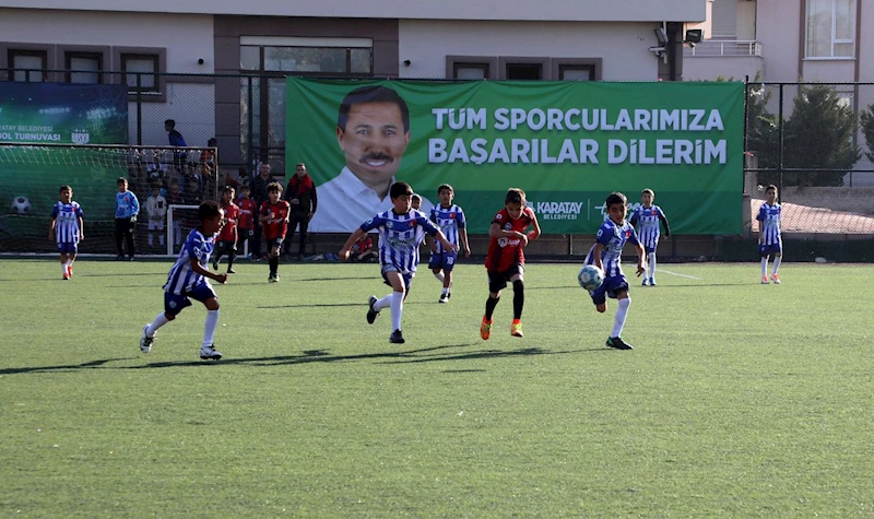 “GELENEKSEL İLKOKULLAR ARASI DOSTLUK VE KARDEŞLİK FUTBOL TURNUVASI” BAŞLADI