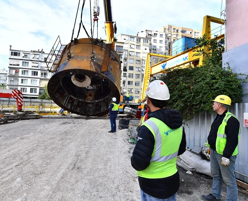 450 tonluk köstebek kara yoluyla taşınacak Buca Metrosu’nda “dev mesai”