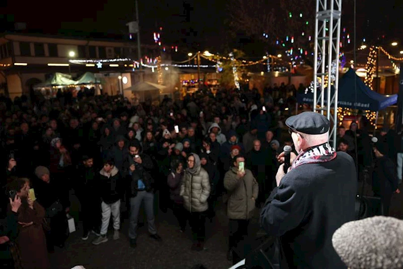 ODUNPAZARI’NDA YENİ YIL PAZARINA BÜYÜK İLGİ