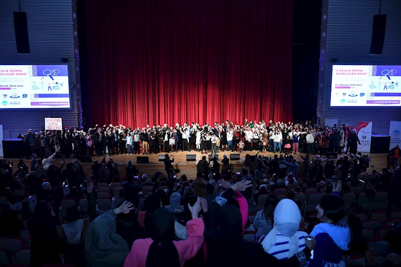 Mikrofonu Eline Alan Özel Çocuklardan Unutulmaz Bir Performans