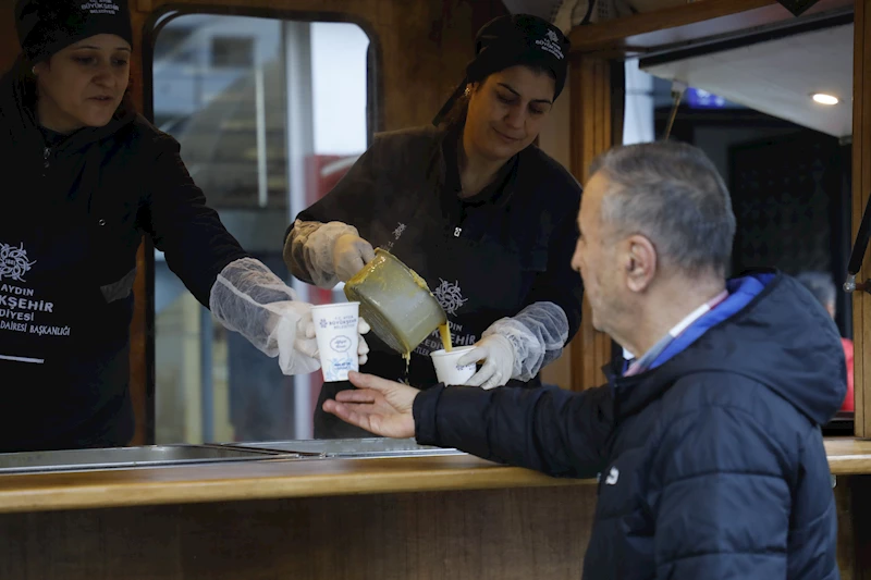 BAŞKAN ÇERÇİOĞLU SOĞUK KIŞ GÜNLERİNDE ESNAFLARIN VE VATANDAŞLARIN YANINDA