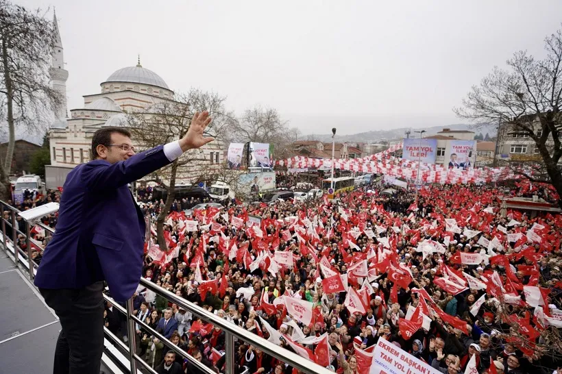 ÖZEL VE İMAMOĞLU, BEYKOZ’DA HALKLA BULUŞTU