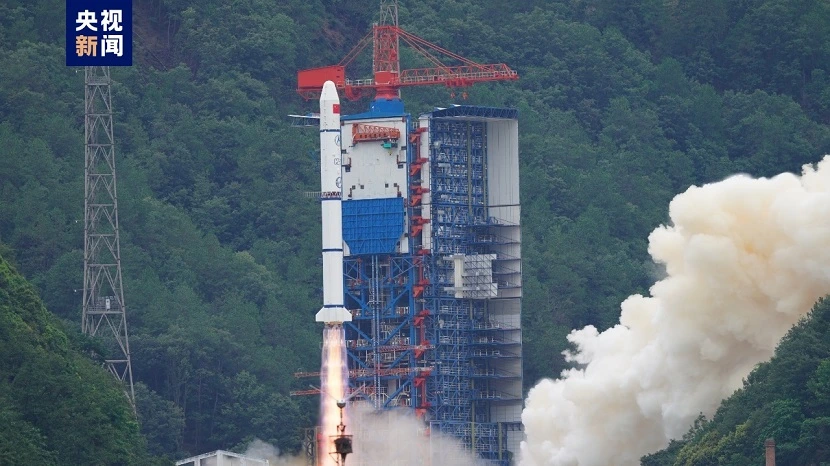 Çin ile Fransa astronomi uydusu fırlattı