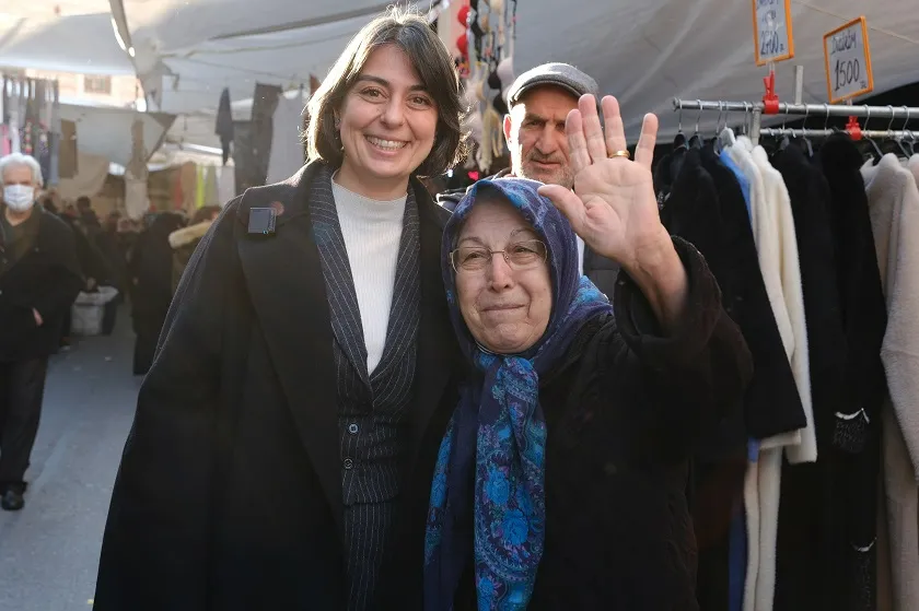 ÜSKÜDAR BELEDİYESİ’NİN “EMEKLİLERE PAZAR ALIŞVERİŞİ DESTEĞİ” ÖDEMELERİ DEVAM EDİYOR