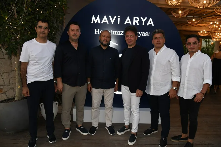 BODRUM TURGUTREİS’İN EN ÖZEL PROJESİ MAVİ ARYA’DA UNUTULMAZ BİR GECE