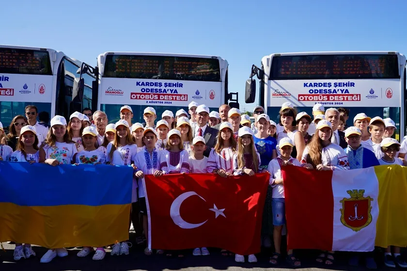 İSTANBUL’UN OTOBÜSLERİ ODESSA’YA DOĞRU YOLA ÇIKTI