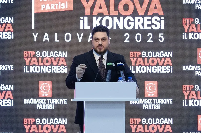 Bağımsız Türkiye Partisi (BTP) Genel Başkanı Hüseyin Baş Yalova’da partisinin il kongresine katıldı.