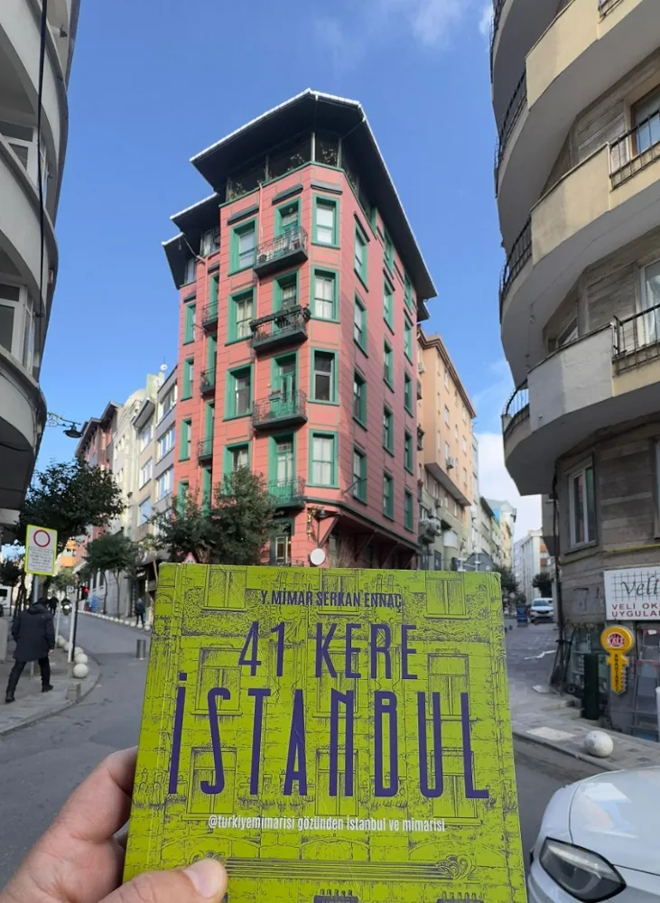 “41 KERE İSTANBUL” KİTABINA RENKLİ LANSMAN