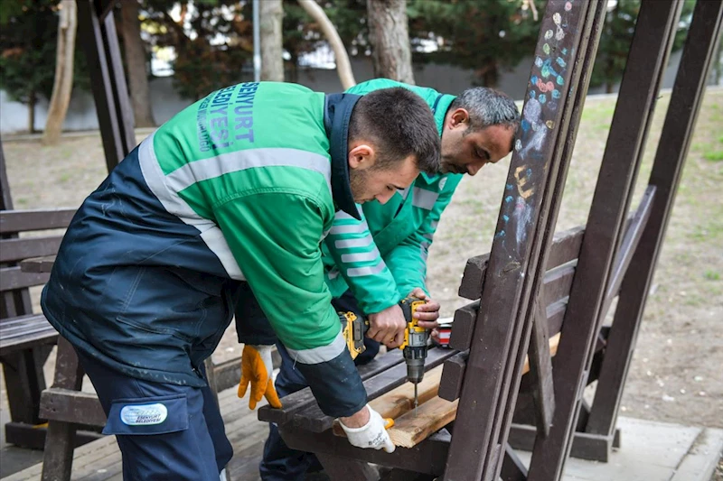 Esenyurt’un Parkları Yenileniyor